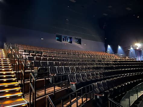 rivercenter movies showtimes|movie theaters near rivercenter 11.